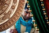 Peak-a-boo   In Toronto, Canada : behind the scenes, Bride, ceremony, Groom, gujarati, hindu, Hindu, indian, Indian, Love, Marriage, Mistry, peak, peak-a-boo, people, photo, photography, scotty robson, scotty robson photography, sneak, srp, Wedding, wedding